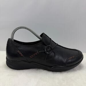 Clarks Wave Run Dark Brown Leather Slip-On Loafers Women’s Size 7.5